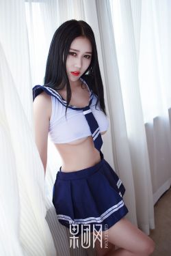 大胸美女gif